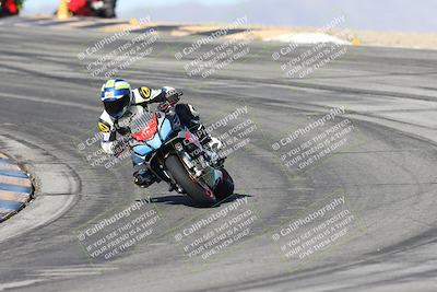 media/Dec-01-2025-Moto Forza (Mon) [[2daa91e15f]]/2-Intermediate Group/Session 2 (Turns 9 and 10)/